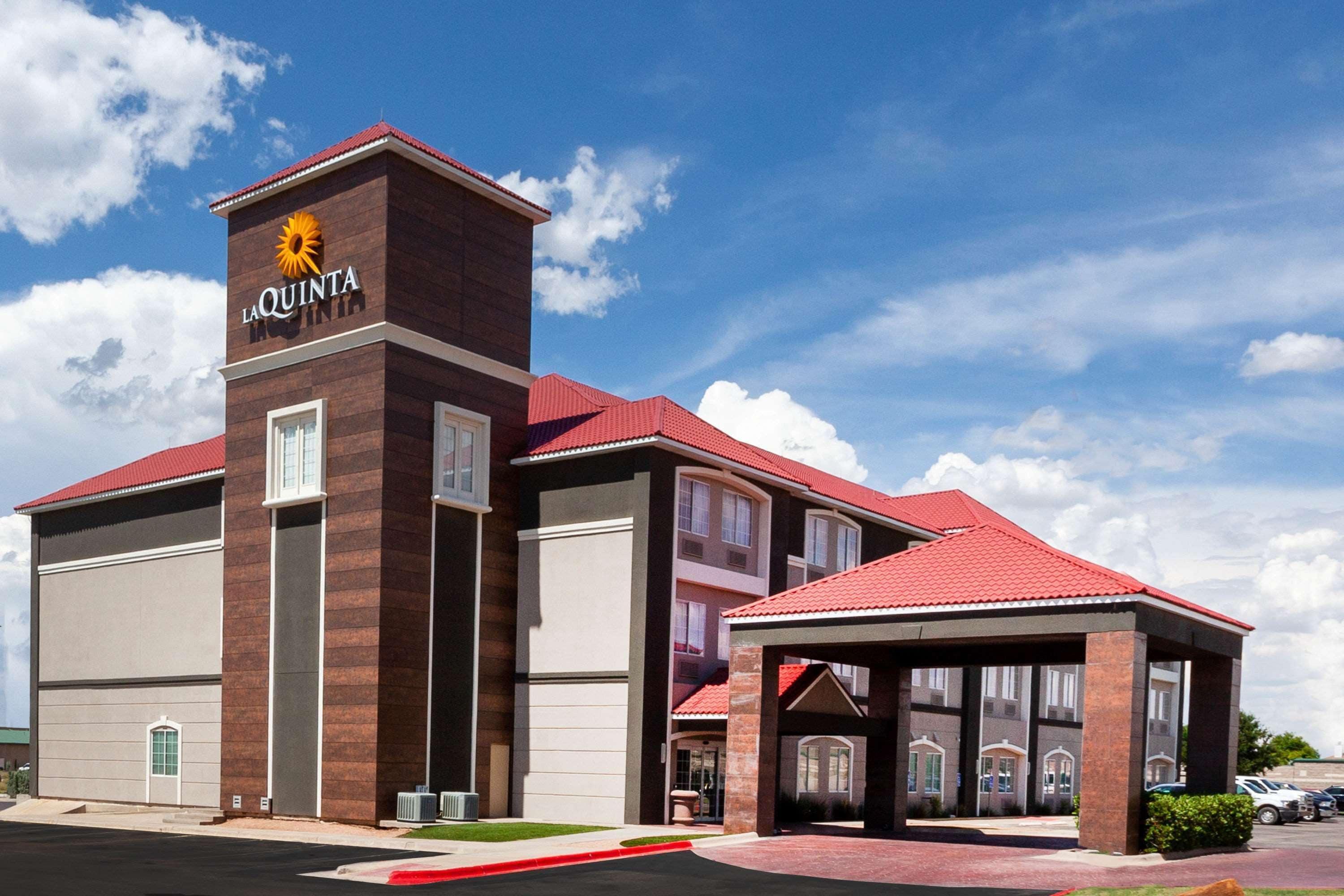 Staying Near Midland County Historical Museum: 6 Budget Hotels Compared