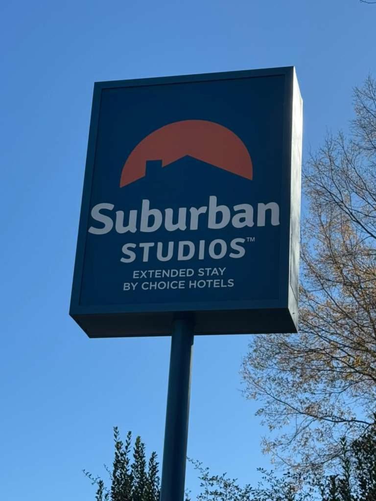 11 Suburban Studios Hotels in the US South Worth Booking