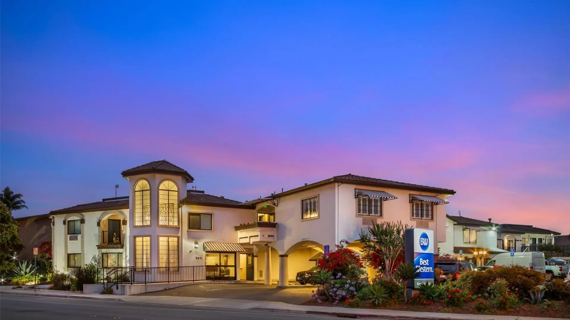 4 Beach Hotels Near Manresa State Beach Worth Booking