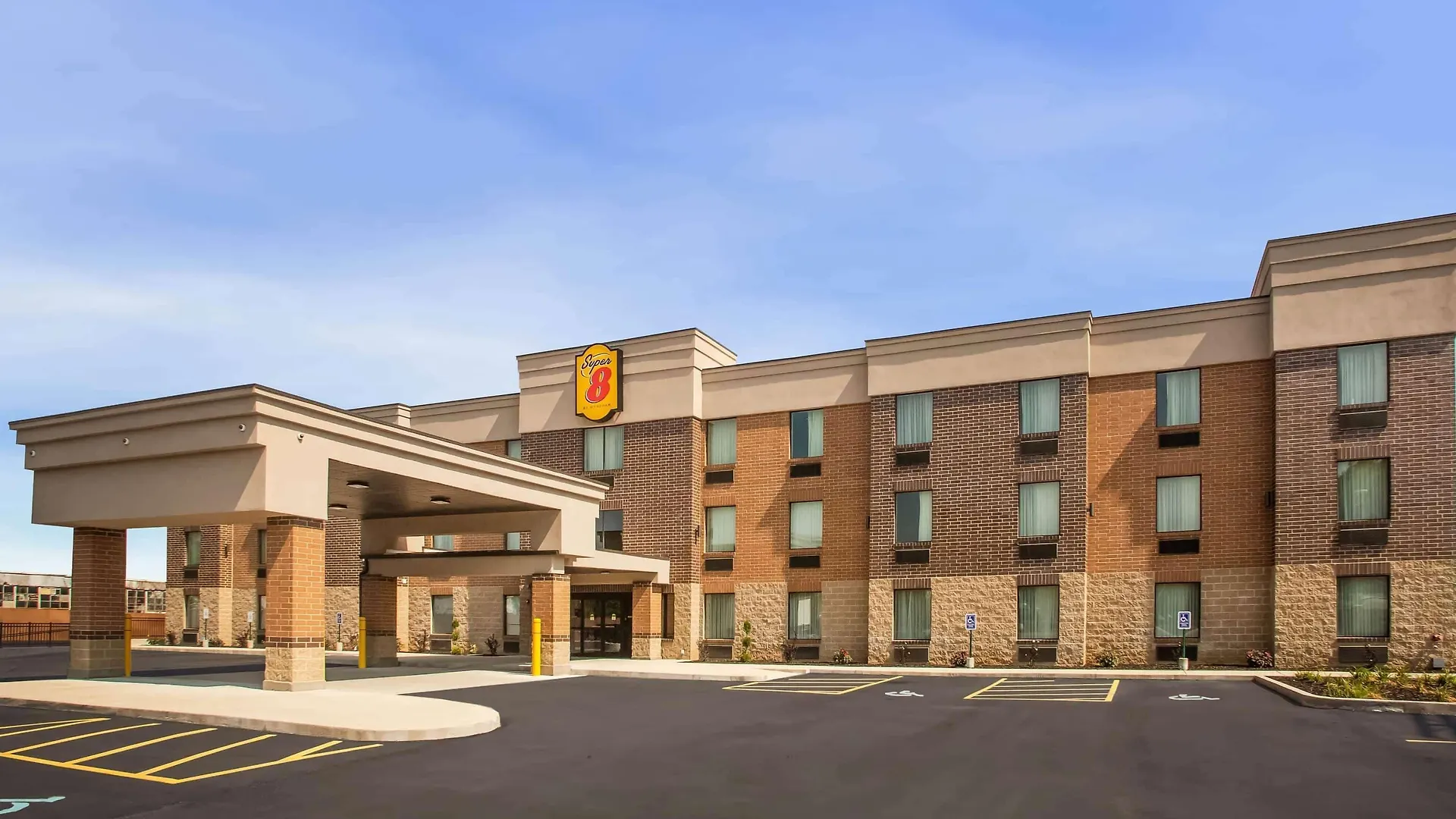 4 Affordable Hotel Hotels Close to Saint Mary Church Saint Louis