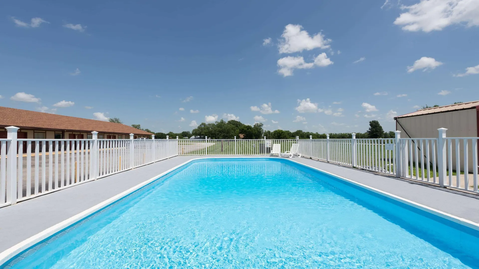 15 Golf Hotels in Kansas That Are Worth Booking