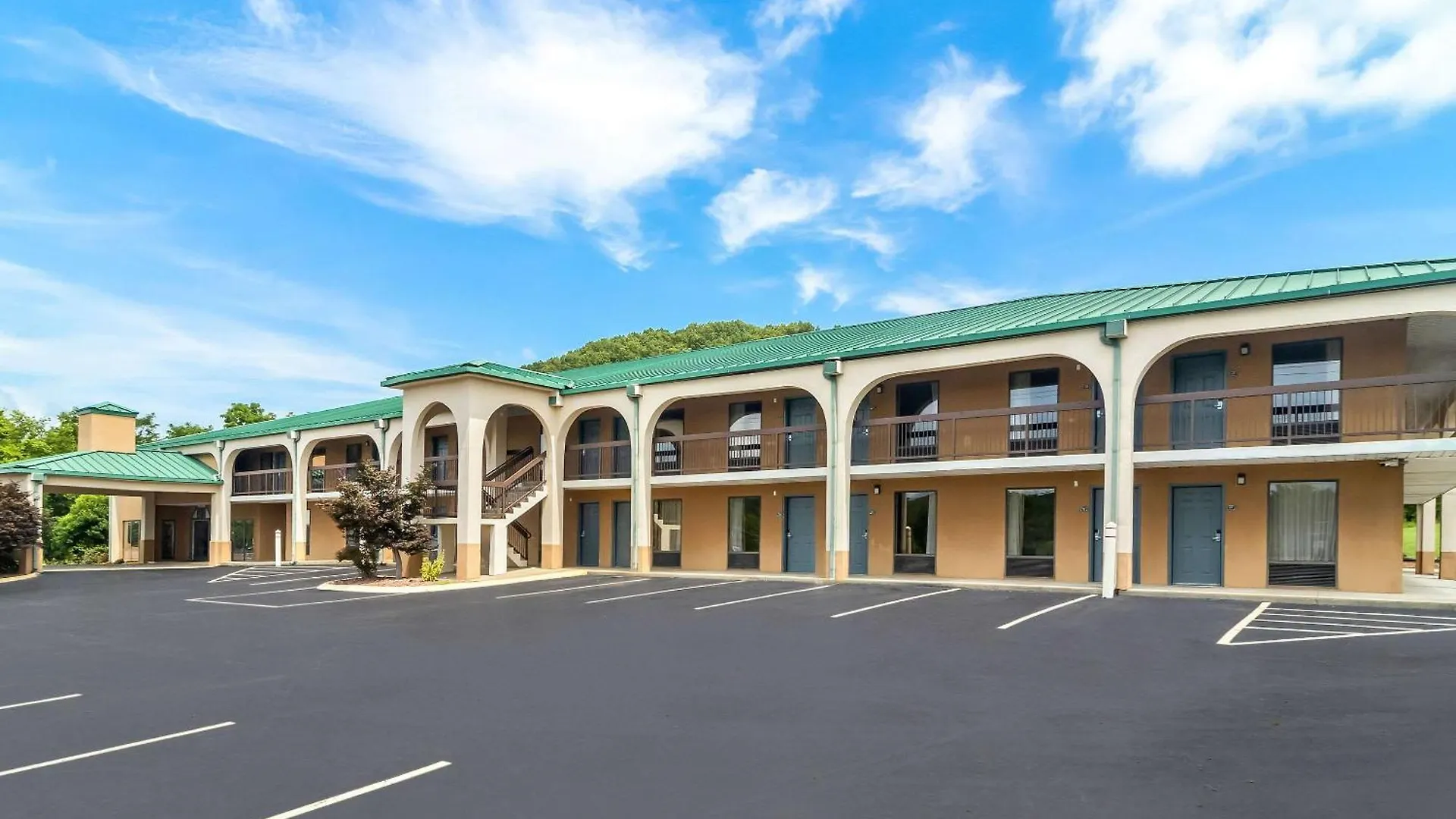 10 Romantic Hotels in Kentucky Worth Booking as a Couple
